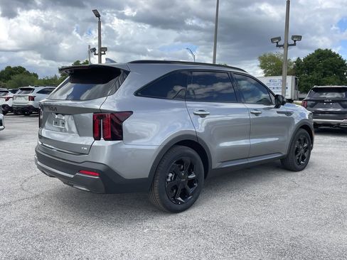 New 2026 Kia Sorento SX Prestige AWD/4WD image 4