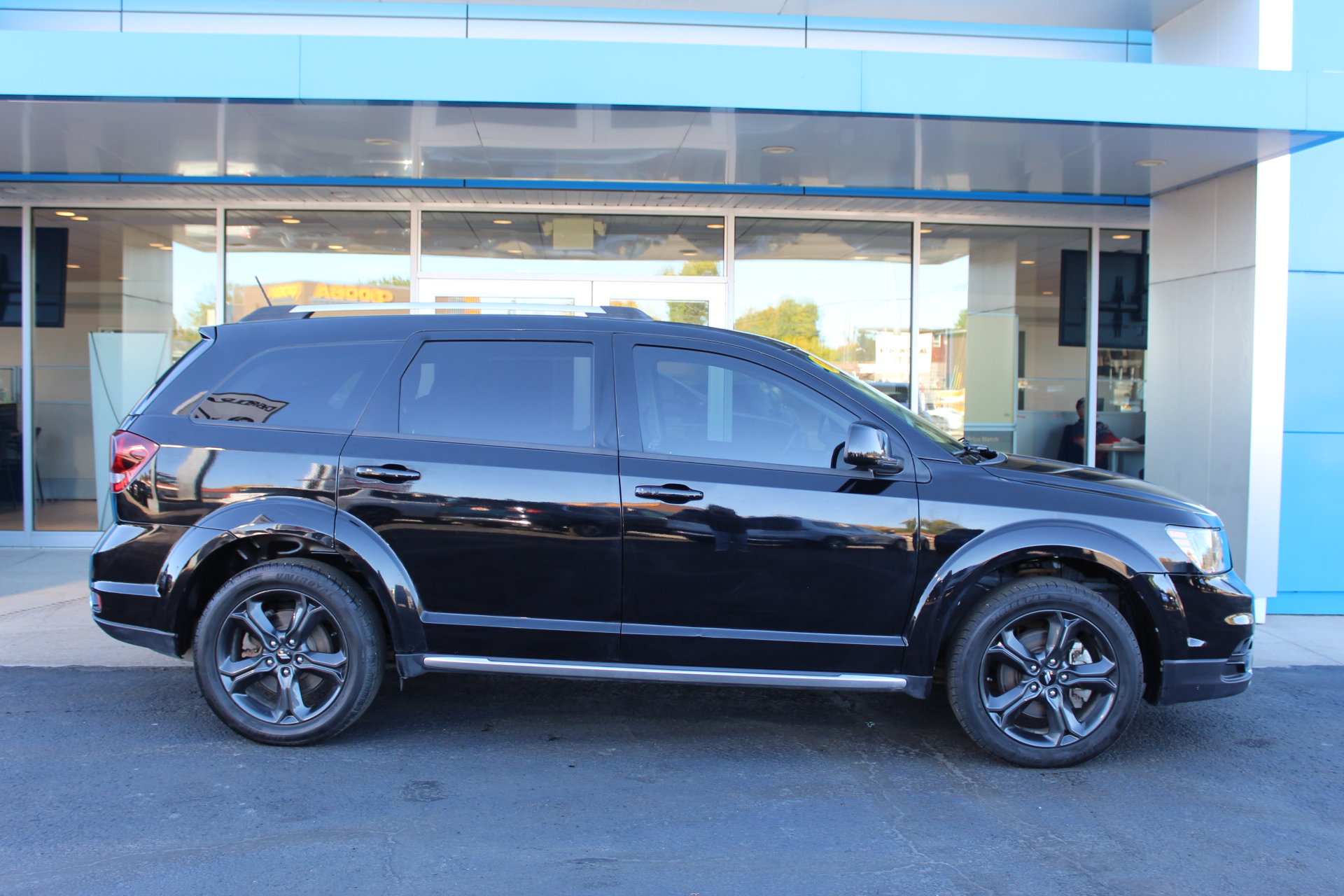 Used 2018 Dodge Journey Crossroad AWD/4WD image 2