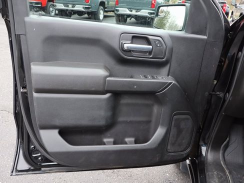 Used 2021 Chevrolet Silverado 1500 Custom image 19