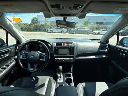 Used 2017 Subaru Outback 2.5i Limited AWD/4WD image 16