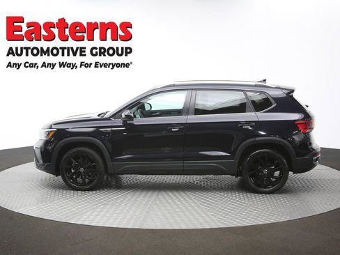 Used 2024 Volkswagen Taos SE image 59