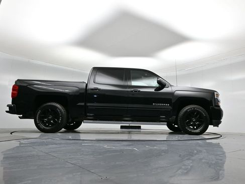 Used 2017 Chevrolet Silverado 1500 LT w/ LT Eassist Package image 45