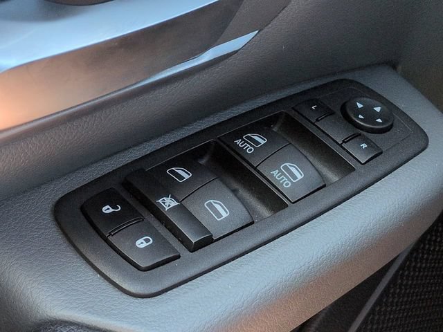 Used 2022 RAM 1500 Big Horn AWD/4WD image 30