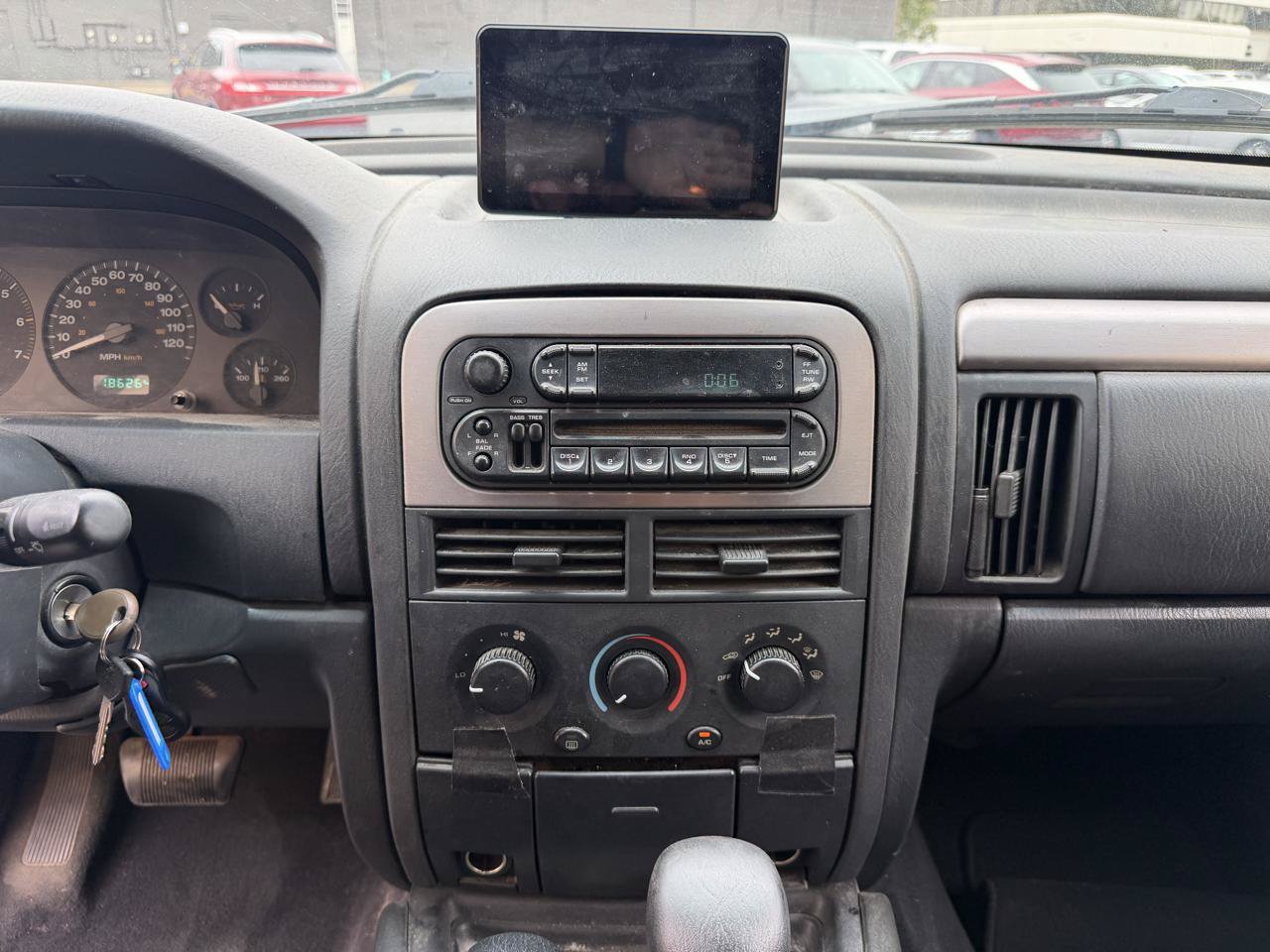 Used 2002 Jeep Grand Cherokee Laredo AWD/4WD image 16
