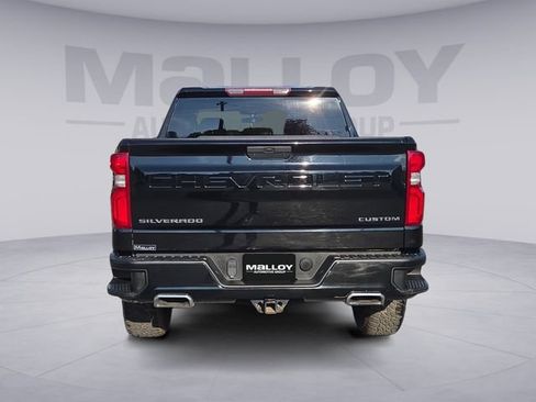 Certified 2021 Chevrolet Silverado 1500 Custom Trail Boss AWD/4WD image 4