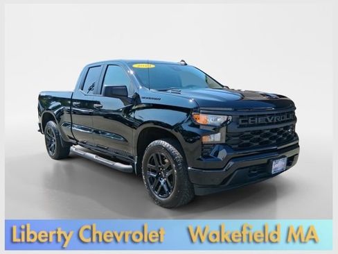 Used 2024 Chevrolet Silverado 1500 Custom w/ Turbomax Blackout Package AWD/4WD image 1