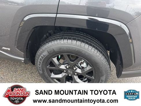 Used 2023 Toyota RAV4 XLE image 12