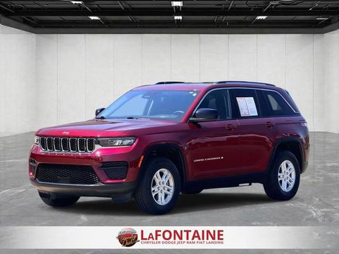 Certified 2023 Jeep Grand Cherokee Laredo w/ Luxury Tech Group I AWD/4WD image 1
