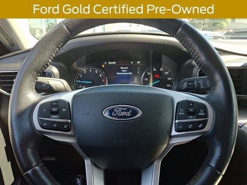 Used 2023 Ford Explorer XLT w/ Equipment Group 202A AWD/4WD image 22