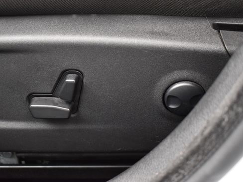 Used 2023 Dodge Charger Scat Pack w/ Navigation & Travel Group image 9