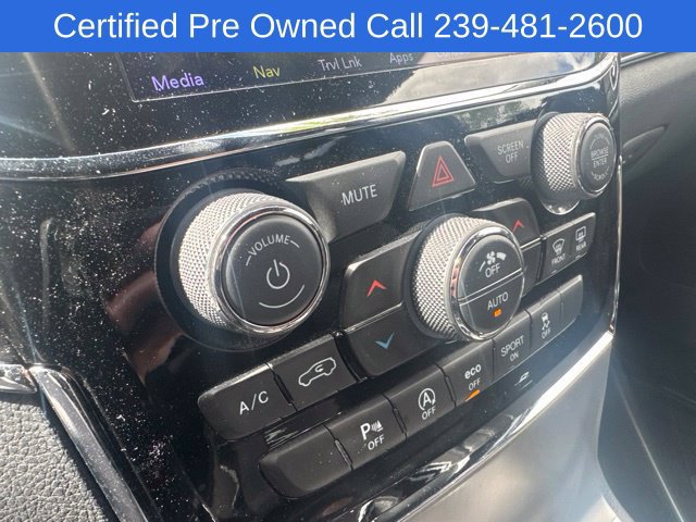 Used 2021 Jeep Grand Cherokee Limited AWD/4WD image 18