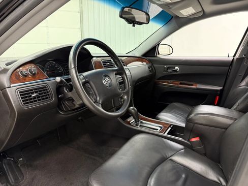 Used 2007 Buick LaCrosse CXL w/ Chromed Appearance Package FWD image 12