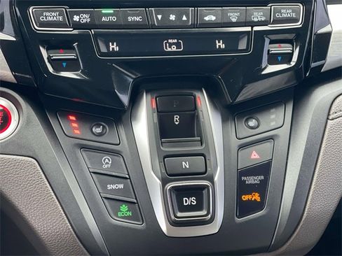 Used 2018 Honda Odyssey EX-L image 17