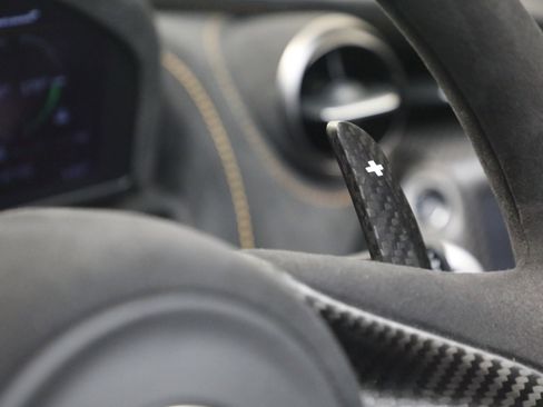 Used 2022 McLaren 765LT RWD image 37
