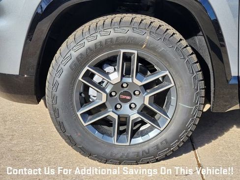 New 2026 GMC Terrain AT4 w/ Technology Package II AWD/4WD image 7