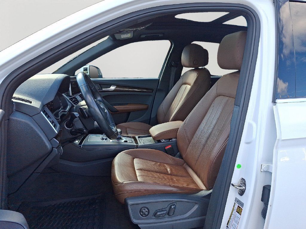 Used 2019 Audi Q5 2.0T Premium Plus w/ Premium Plus Package AWD/4WD image 14