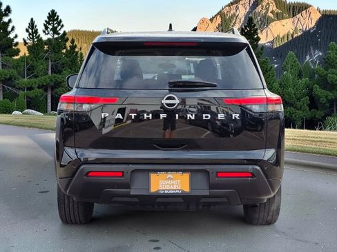 Used 2025 Nissan Pathfinder SV FWD image 6