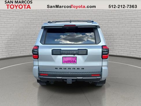 Used 2025 Toyota 4Runner SR5 RWD image 7