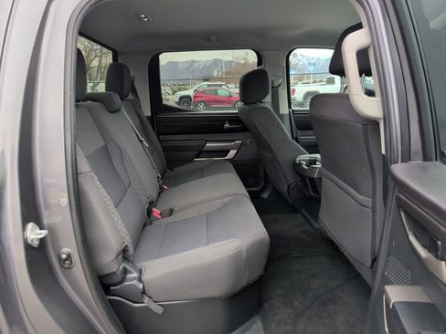 Used 2022 Toyota Tundra SR5 w/ SR5 Convenience Package image 27