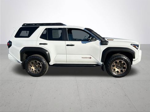 Certified 2025 Toyota 4Runner Trailhunter image 7