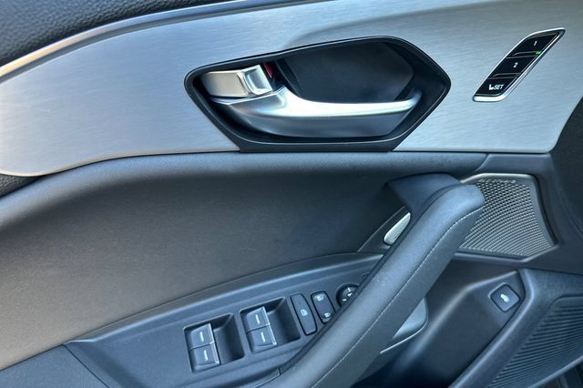 Used 2025 Acura TLX w/ Technology Package FWD image 11