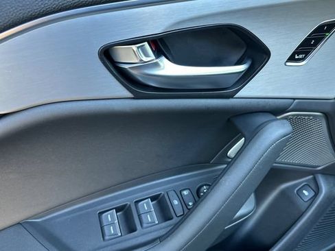 Used 2025 Acura TLX w/ Technology Package FWD image 11