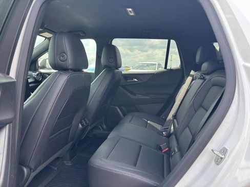New 2026 Chevrolet Equinox LT FWD image 5