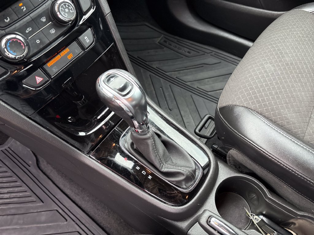 Used 2019 Buick Encore Preferred FWD image 22