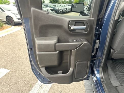 Used 2022 Chevrolet Silverado 1500 Custom w/ LPO, Dark Essentials Package RWD image 28
