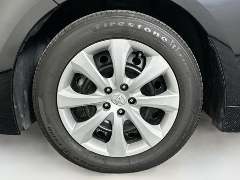 Used 2024 Toyota Corolla LE FWD image 11