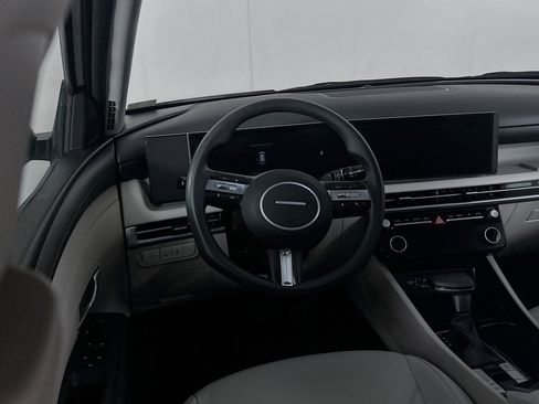 Used 2025 Hyundai Tucson SEL image 18