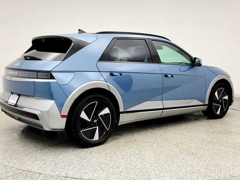 Used 2025 Hyundai Ioniq 5 Limited image 5