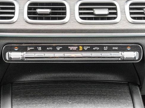 Certified 2023 Mercedes-Benz GLS 450 4MATIC image 19