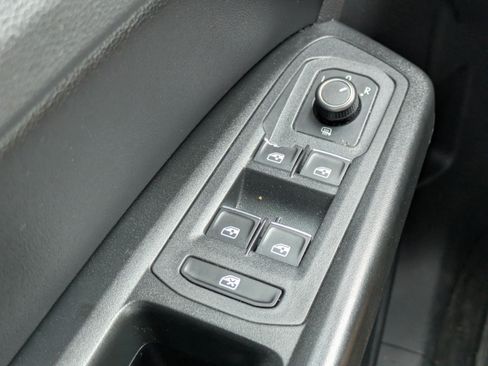 Used 2018 Volkswagen Atlas SE AWD/4WD image 20