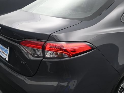 Used 2025 Toyota Corolla LE w/ Convenience Package FWD image 10