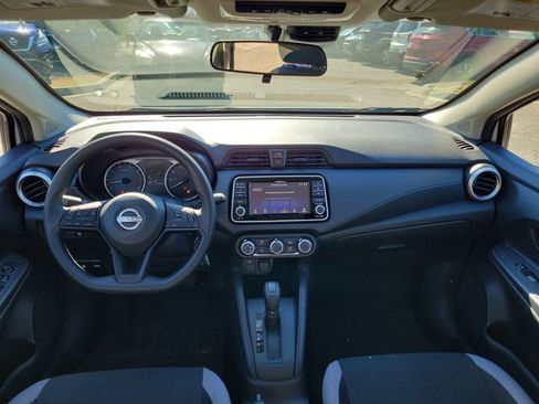 Used 2025 Nissan Versa S w/ Trunk Package image 22