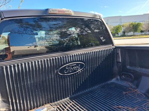 Used 2010 Ford F150 XLT image 20