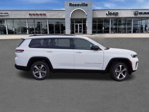 New 2026 Jeep Grand Cherokee L Limited image 2