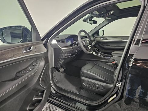 New 2026 Jeep Grand Cherokee L Limited image 21