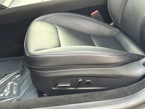 Used 2024 Tesla Model 3 Standard Range image 15