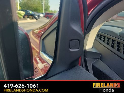 New 2025 Honda Odyssey EX-L image 17