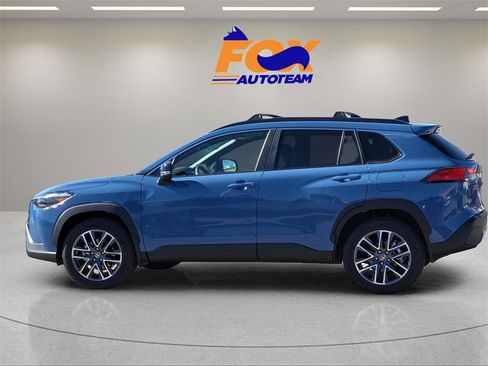 New 2026 Toyota Corolla Cross XLE image 2