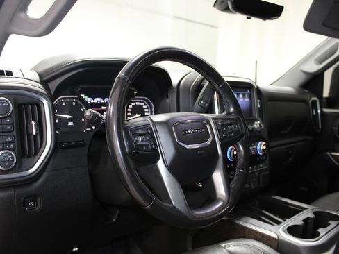 Used 2020 GMC Sierra 2500 Denali w/ Denali Ultimate Package AWD/4WD image 21