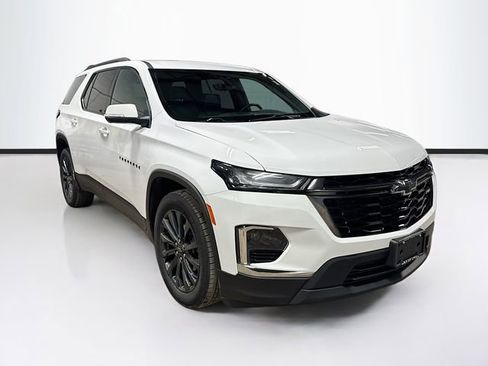 Used 2023 Chevrolet Traverse RS w/ LPO, Floor Liner Package AWD/4WD image 1