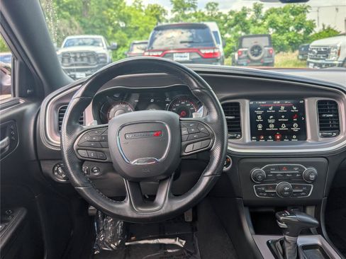 Used 2022 Dodge Charger R/T w/ Plus Group RWD image 18