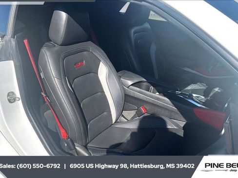 Used 2021 Chevrolet Camaro SS w/ Redline Edition image 6