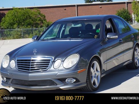 Used 2009 Mercedes-Benz E 350 Sedan image 1