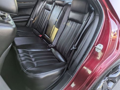 Used 2023 Chrysler 300 S image 27