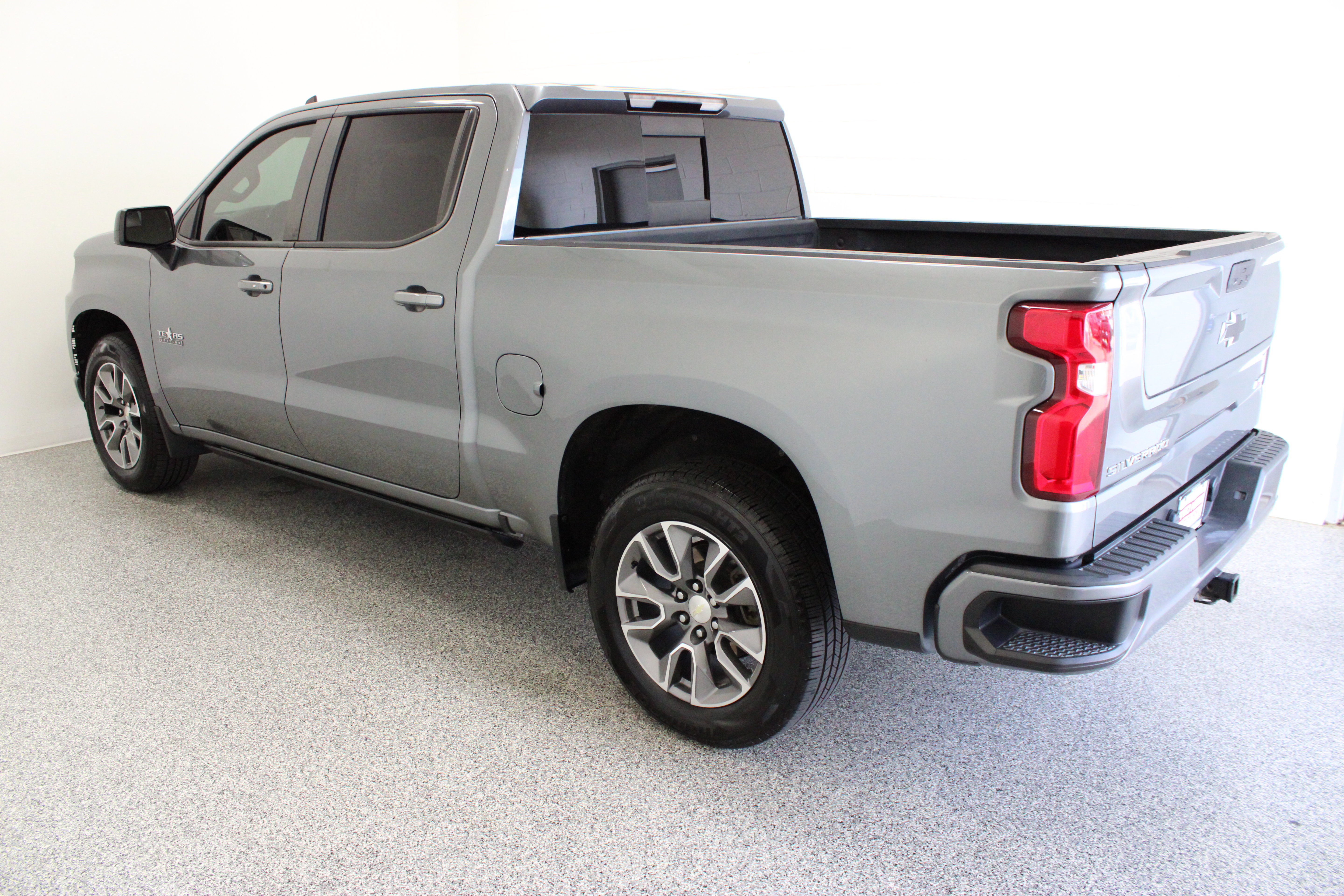 Used 2021 Chevrolet Silverado 1500 RST w/ Convenience Package II RWD image 11