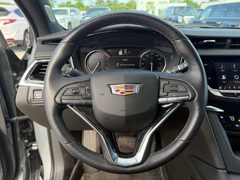 Certified 2024 Cadillac XT6 Premium Luxury w/ LPO, Floor Liner Package AWD/4WD image 19
